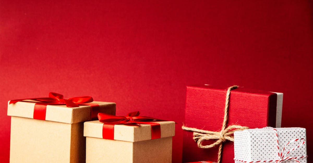 découvrez une sélection de cadeaux de noël uniques et originaux pour faire plaisir à vos proches. que vous cherchiez des idées pour les enfants, les adultes ou même des cadeaux personnalisés, notre guide vous aidera à trouver le présent parfait qui illuminera les fêtes.