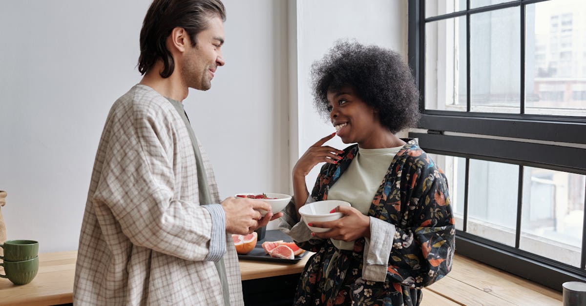 découvrez l'art du flirt avec nos conseils et astuces pour créer des connexions authentiques. apprenez à séduire avec charisme et confiance, tout en respectant les limites de chacun. que vous soyez novice ou aguerri, explorez les nuances du flirt et comment il peut enrichir vos interactions sociales.