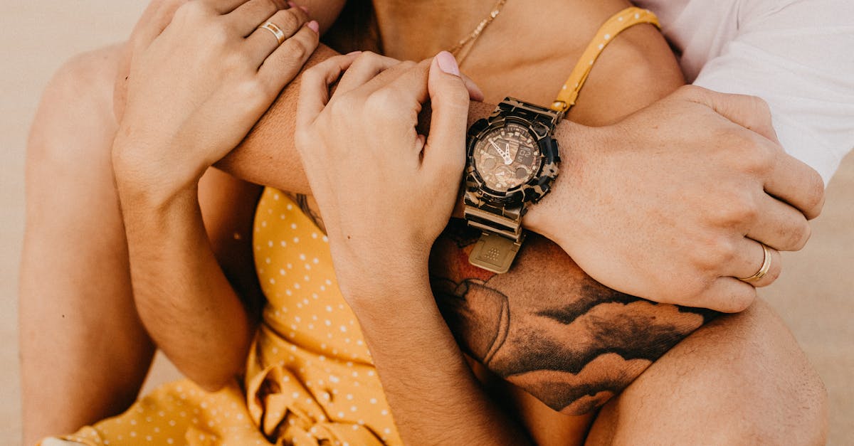 découvrez les multiples facettes de l'intimité, un lien essentiel dans les relations humaines. explorez comment elle enrichit notre vie affective, favorise la compréhension mutuelle et renforce les connexions émotionnelles. plongez dans l'univers de l'intimité et apprenez à cultiver des relations plus profondes.