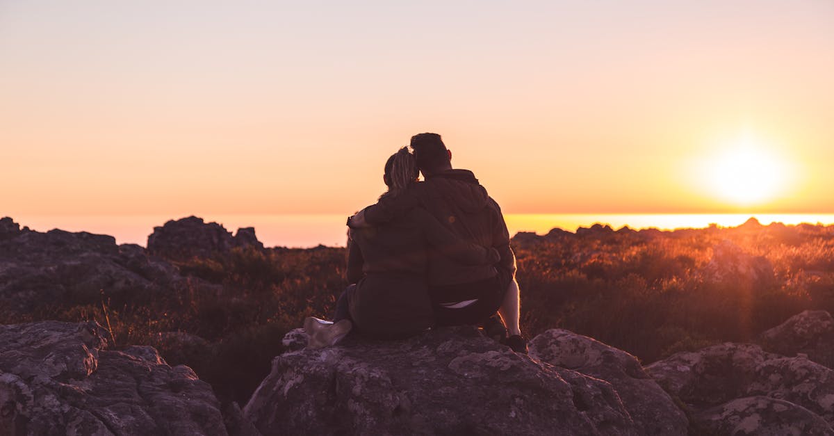 découvrez des habitudes d'attraction amoureuse qui vous aideront à renforcer vos relations et à cultiver l'amour dans votre vie. apprenez des techniques simples et efficaces pour attirer l'amour et améliorer votre bien-être émotionnel.
