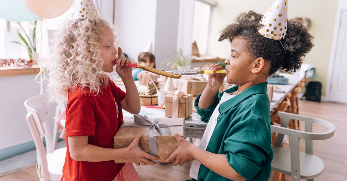 découvrez notre sélection unique de cadeaux d'anniversaire pour tous les âges et tous les goûts. trouvez l'inspiration parfaite pour faire plaisir à vos proches en ce jour spécial, que ce soit avec des cadeaux personnalisés, des expériences inoubliables ou des surprises créatives.