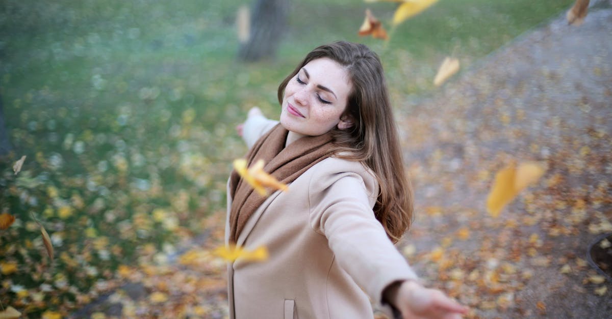 découvrez happn, l'application de rencontres qui vous permet de croiser des personnes rencontrées dans la vie réelle. grâce à la géolocalisation, connectez-vous avec des hommes et des femmes qui se trouvent à proximité, échangez des messages et multipliez les opportunités de créer des liens authentiques. espace sécurisé et convivial, happn est votre allié pour trouver l'amour ou simplement élargir votre cercle social.