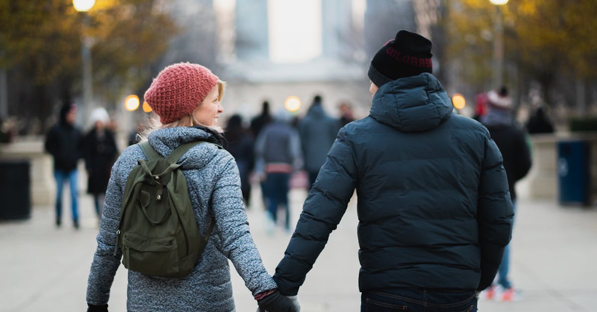 découvrez l'univers du dating : des conseils pour rencontrer l'amour, des astuces pour des rendez-vous réussis et des témoignages inspirants pour vous aider à naviguer dans le monde des rencontres en ligne et hors ligne.