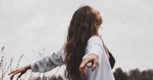 explorez le chemin de l'auto-découverte et plongez au cœur de vous-même. apprenez à mieux comprendre vos émotions, vos passions et vos aspirations pour vivre une vie plus authentique et épanouie.