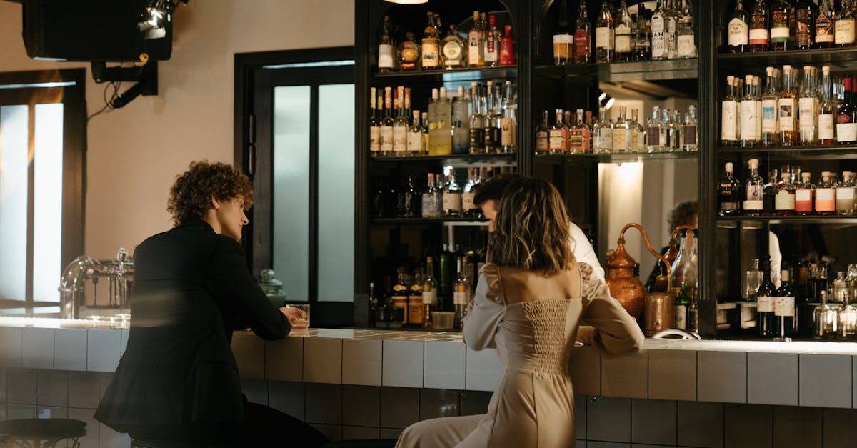découvrez des conseils de flirt efficaces pour séduire et créer une connexion authentique. apprenez les meilleures techniques pour briser la glace, engager des conversations et laisser une impression mémorable. que ce soit en ligne ou en personne, nos astuces vous aideront à développer votre charisme et à augmenter vos chances de succès dans vos interactions amoureuses.