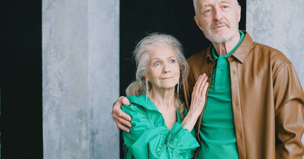 découvrez le concept d'amour intergénérationnel, où les liens affectifs transcendent les âges et unissent les générations dans une harmonie unique. explorez comment ces relations enrichissent les vies et favorisent le partage d'expériences entre jeunes et moins jeunes.