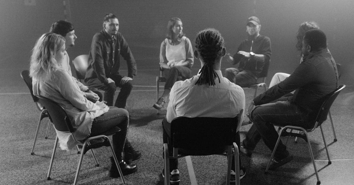 découvrez les subtilités de la psychologie masculine : explorez les pensées, comportements et émotions des hommes pour mieux comprendre leurs motivations et interactions. plongez dans les dynamiques relationnelles et les défis uniques auxquels ils font face.