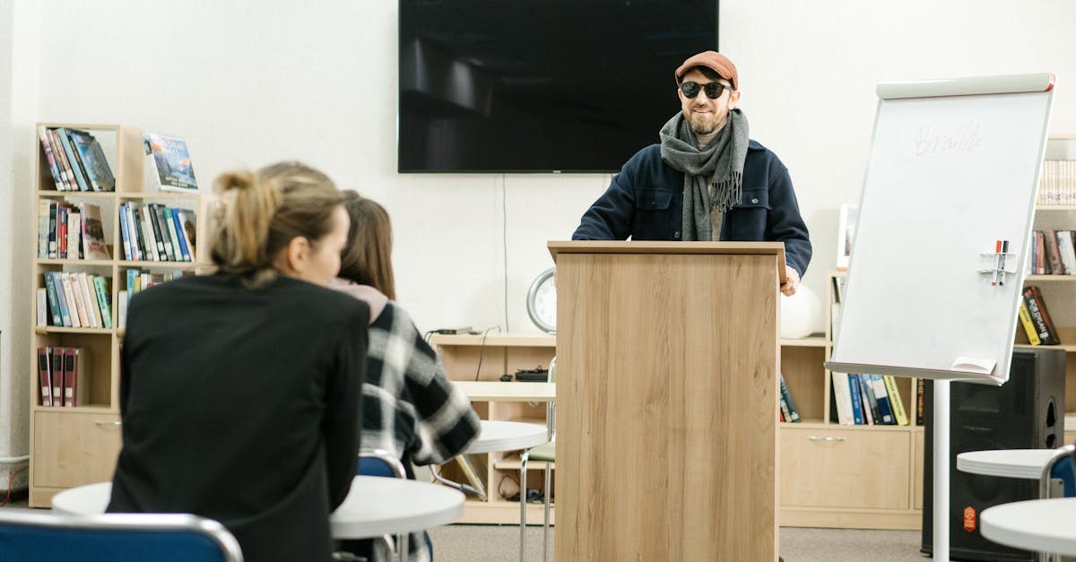 découvrez le langage des hommes, une exploration des nuances et des subtilités de la communication masculine. apprenez à mieux comprendre les différences, à améliorer vos échanges et à renforcer vos relations grâce à des clés de compréhension spécifiques.