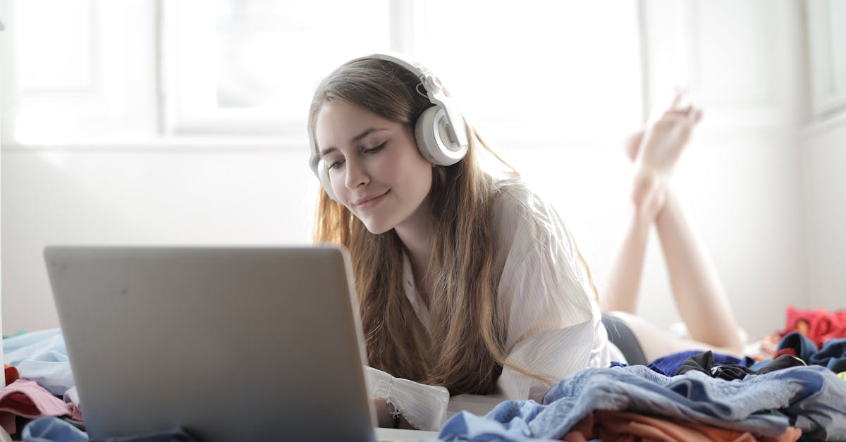 découvrez notre podcast captivant, où nous explorons des sujets variés allant de la culture à l'actualité, en passant par des interviews inspirantes et des discussions enrichissantes. plongez dans un univers sonore unique qui stimule votre curiosité et vous divertit à chaque épisode.