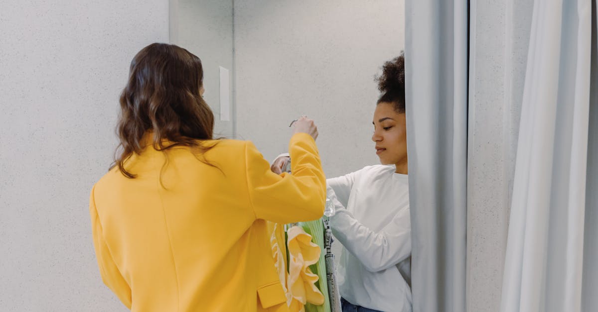découvrez nos astuces de shopping pour faire des économies et optimiser vos achats. que ce soit en ligne ou en magasin, apprenez à dénicher les meilleures offres et à choisir le bon moment pour acheter. ne manquez pas nos conseils pratiques pour un shopping réussi!