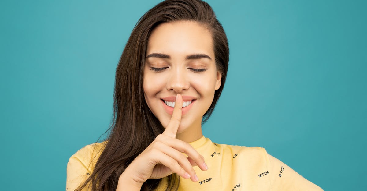 découvrez l'apaisement du silence, un état de tranquillité propice à la réflexion et à la méditation. explorez les bienfaits d'un moment de calme dans un monde en mouvement constant.
